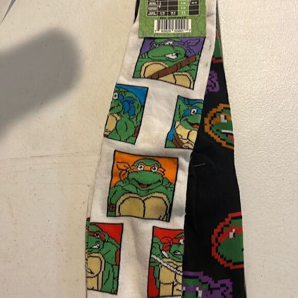 NiICKELODEON Teenage Mutant Ninja Turtles  MENS 2 PACK CREW SOCKS - Picture 3 of 3